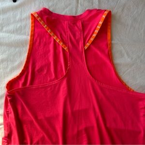 Under Armour Tank Top Racerback Large‎ Pink Womens